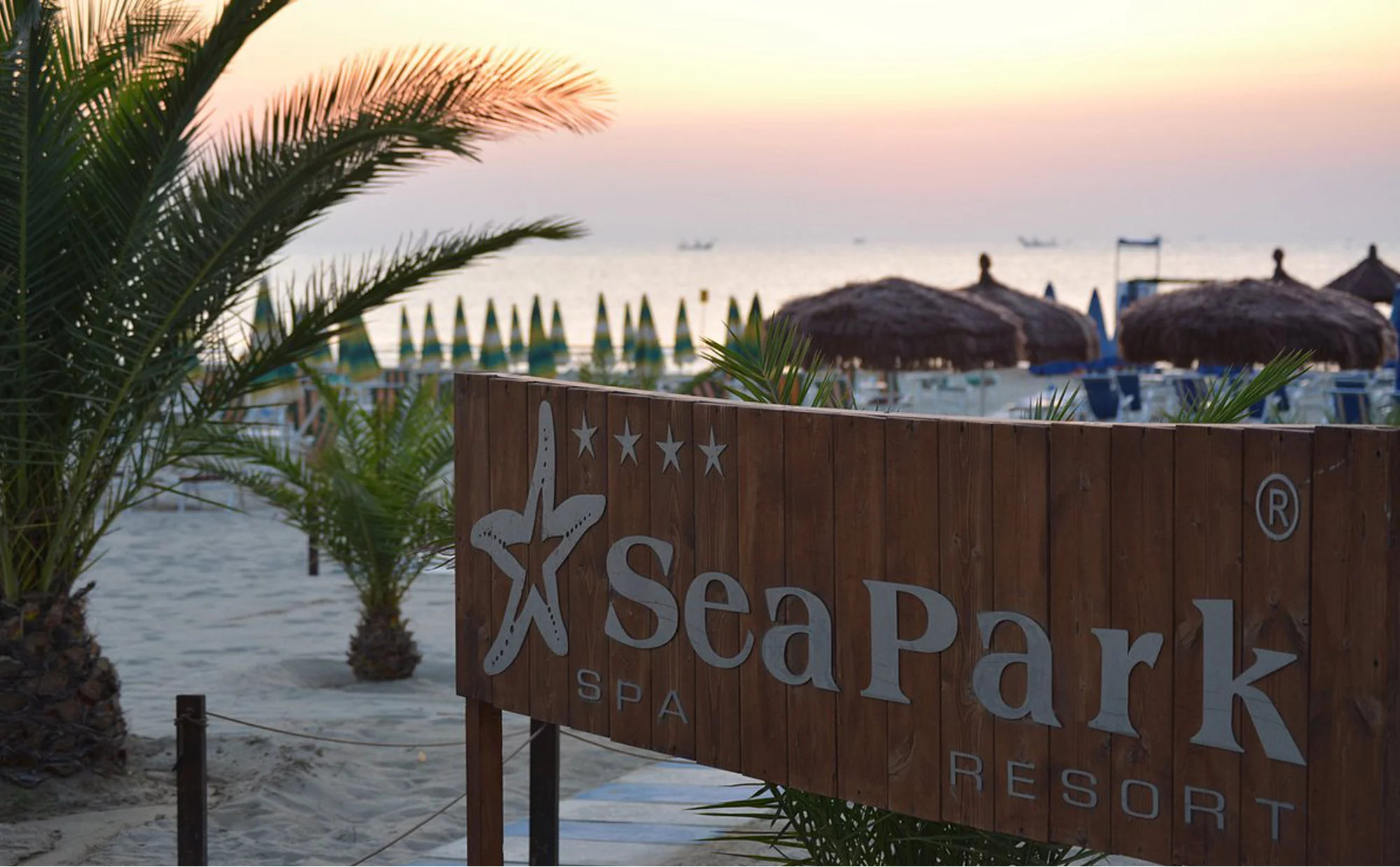 media.Slide-Spiaggia_2SeaPark-FamilyResort